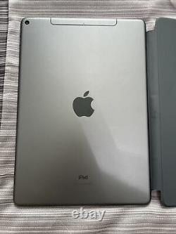Apple iPad Air (3rd Generation) 256GB, Wi-Fi + 4G (Unlocked), 10.5in Gray