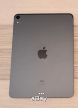 Apple iPad Pro 11 3rd Gen 256GB WiFi Only Silver + Space Gray Tablet