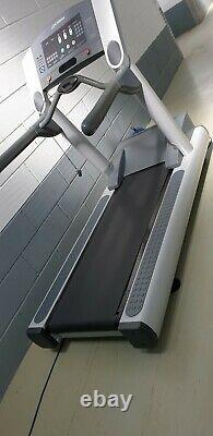 Life fitness treadmill 95Ti Fully serviced Commercial Gym Equipment