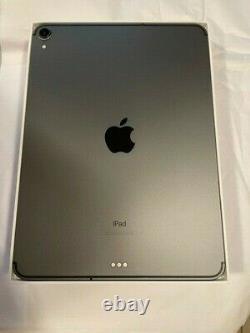 Pre-owned Apple 11 Inch iPad Pro 2018 (1st Gen.) Space Gray 256GB with Cellular