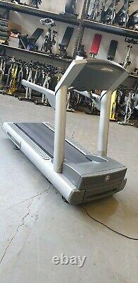 Refurbished Life fitness 95ti treadmill Commercial Gym Equipment