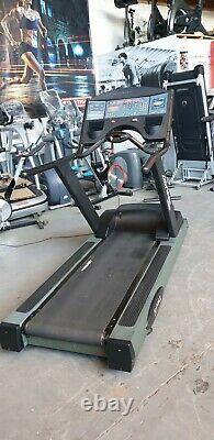 SERVICED Life fitness treadmill 9500HR Commercial Gym Equipment