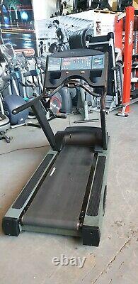 SERVICED Life fitness treadmill 9500HR Commercial Gym Equipment